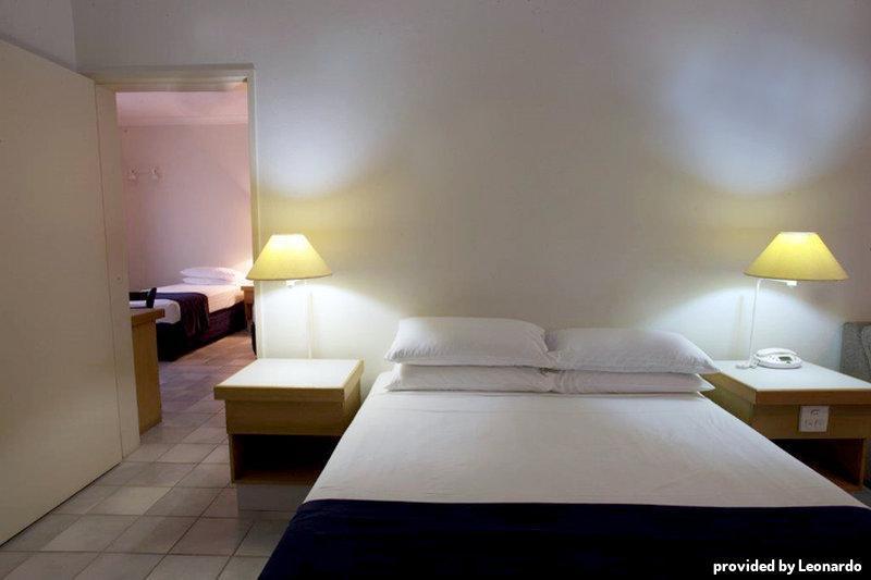 Lazy Lizard Motor Inn Port Douglas Ngoại thất bức ảnh