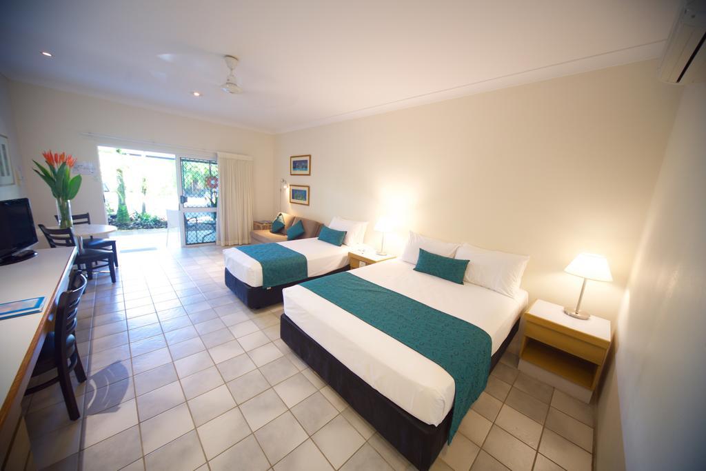 Lazy Lizard Motor Inn Port Douglas Ngoại thất bức ảnh