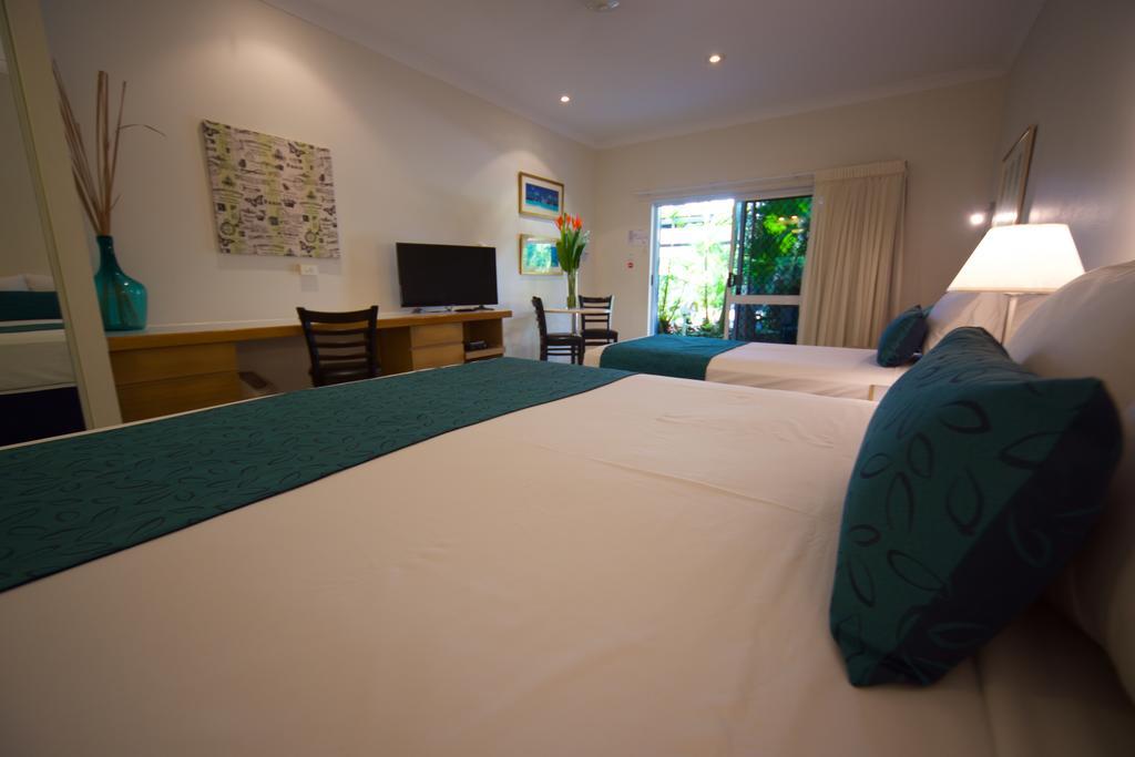 Lazy Lizard Motor Inn Port Douglas Ngoại thất bức ảnh