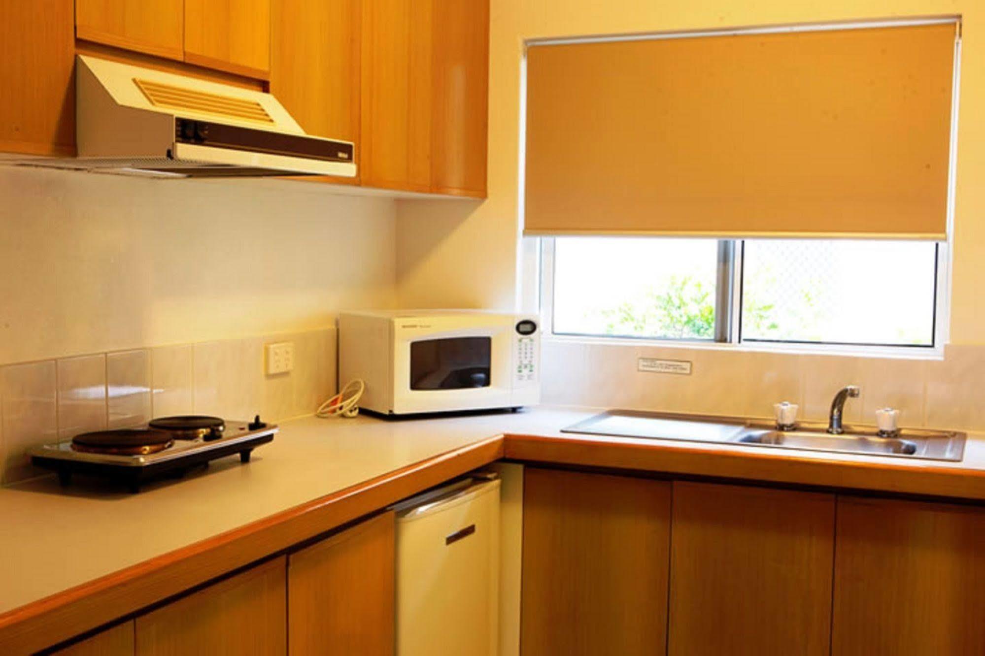 Lazy Lizard Motor Inn Port Douglas Ngoại thất bức ảnh